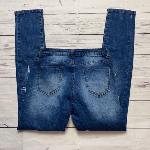 Skinny distressed jeans - Picture 4 of 9